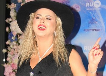 Анна Семенович: «Кто может меня заменить?!»