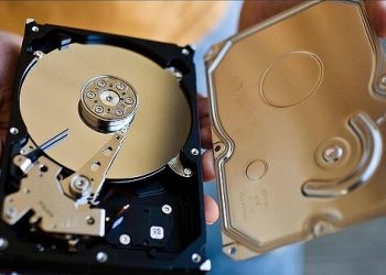 Продажи жестких дисков рухнули почти вдвое из-за «охлаждения мировой экономики»