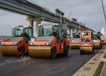 Хуснуллин рассказал об укладке первого слоя асфальта на Крымском мосту