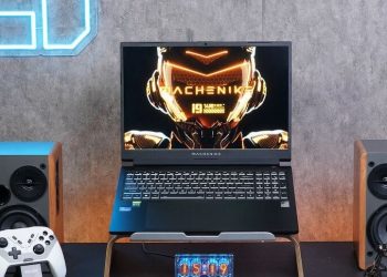 Из России внезапно бежал китайский производитель ноутбуков на замену Dell Alienware