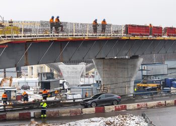 Названы сроки завершения строительства Южной рокады Москвы