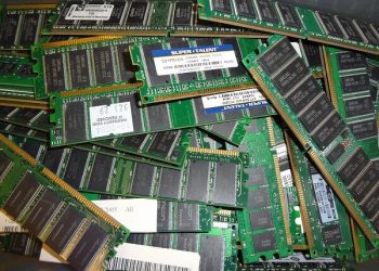 Падение цен на память не остановить. Пользователям радость, производители готовятся к худшему