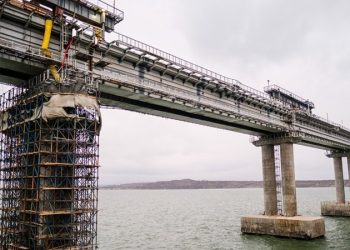 Аксенов назвал сроки восстановления железнодорожной части Крымского моста