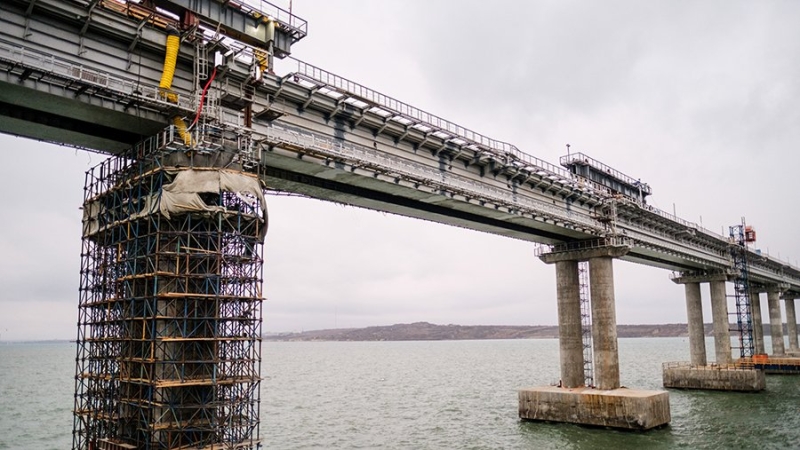 Аксенов назвал сроки восстановления железнодорожной части Крымского моста