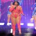 Тучная рэперша Lizzo выступила на сцене в прозрачном наряде
