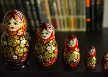 Неожиданные последствия санкций. Россиян завалило отечественным ПО. Впереди «отмирание и борьба за выживание»