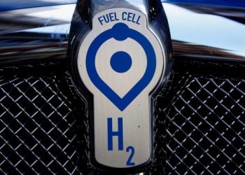 Появилась технология превращения морской воды в водородное топливо для автомобилей