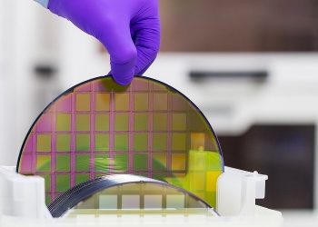 В Китае начинается бум поставок западного «железа» для выпуска чипов вопреки санкциям США