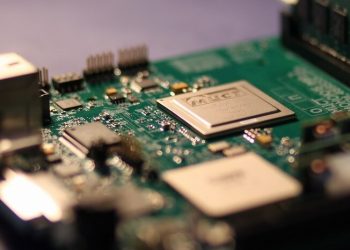 В России строят отечественные банкоматы на «Эльбрусах». Собирать их будут в Москве