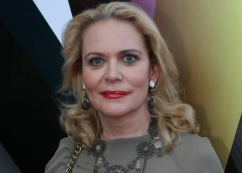 Алена Яковлева: «Бабушкой себя пока не ощущаю»