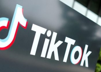 АНАЛИЗ: TikTok сталкивается с ужесточением ограничений по всему миру. Вред для детей — главная проблема