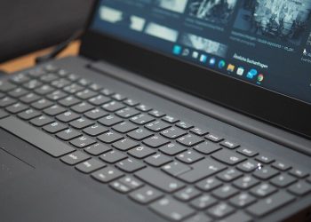 Обновление Windows заметно сократило время автономной работы ПК