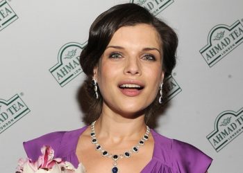 Смотрите, кто вернулся!