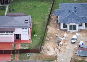 Все сваи: граждан обяжут готовить проектные документы на частное жилье