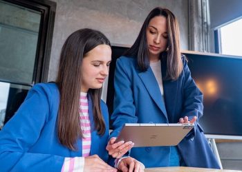 Yadro выпустила российский заменитель iPad по той же цене. Он работает на хитрой версии Android