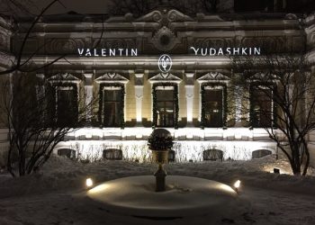 Зачем очернили Модный дом Юдашкина?