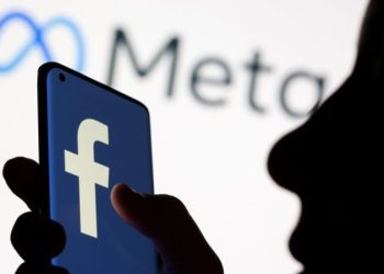 Белый дом и Facebook используют инструкцию по «свержению демократии» из учебника 1954 года