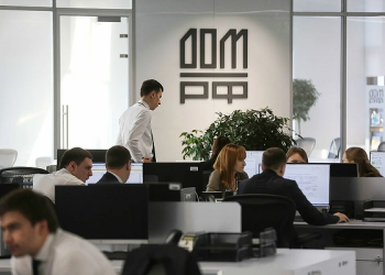 ДОМ.РФ предложил создать ИТ-стройотряды