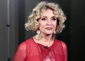 «Откуда у нее концерты?»