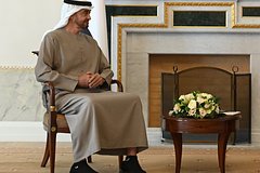 Президент ОАЭ вновь пришел на встречу с Путиным в кроссовках