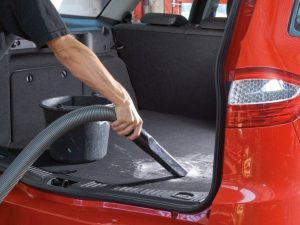 Как провести качественную чистку автомобиля на автомойке