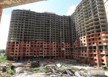 Более 28 тыс. обманутых дольщиков рискуют не получить жилье в срок