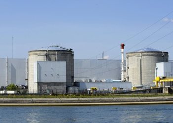 Les Echos сообщила о планах Парижа выделить €52 млрд на новые АЭС