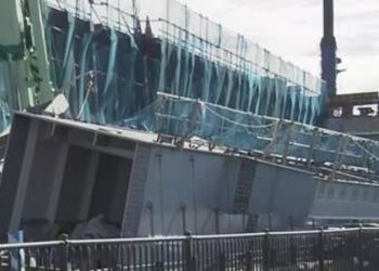 Не менее восьми человек пострадали при обрушении эстакады в Японии