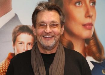 Александр Домогаров: «Взлететь несложно — тяжело удержаться»