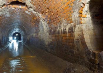 Как минимум шесть человек погибли в Москве во время сильного ливня