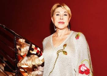 Успенская 20 лет жила без паспорта!