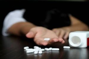 Медицинское и психологическое лечение зависимости от наркотических солей