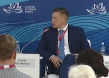 Артамонов отметил высокий спрос на ИЖС среди населения России