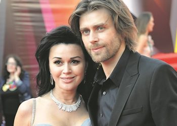 Дети Прекрасной няни. Они стали враждовать с мужем больной мамы?