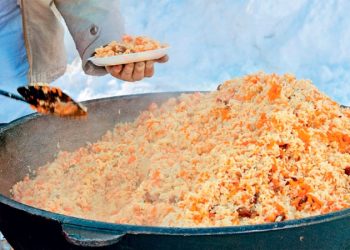 В Москве приготовление плова закончилось взрывом и выбитым окном