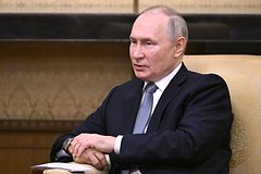 Журналисты заметили необычную деталь на часах Путина