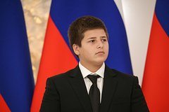 15-летний сын Кадырова стал главой его службы безопасности. Месяц назад его объявили героем Чечни после инцидента в СИЗО