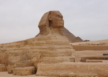 Учёные пытаются отыскать тайный «зал знаний» под пирамидами в Египте