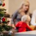 Треть россиян не планируют убирать новогодние елки до конца января