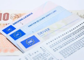 Новый сервис для создания фальшивых документов вызывает тревогу у экспертов