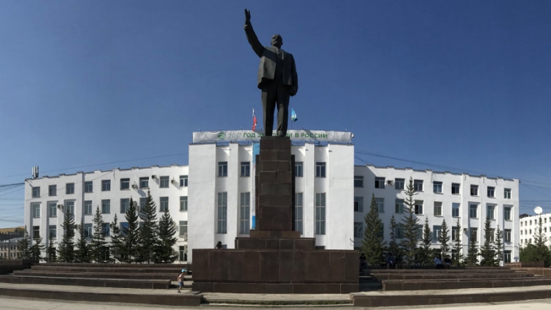 В Якутске назвали сроки завершения благоустройства площади Ленина