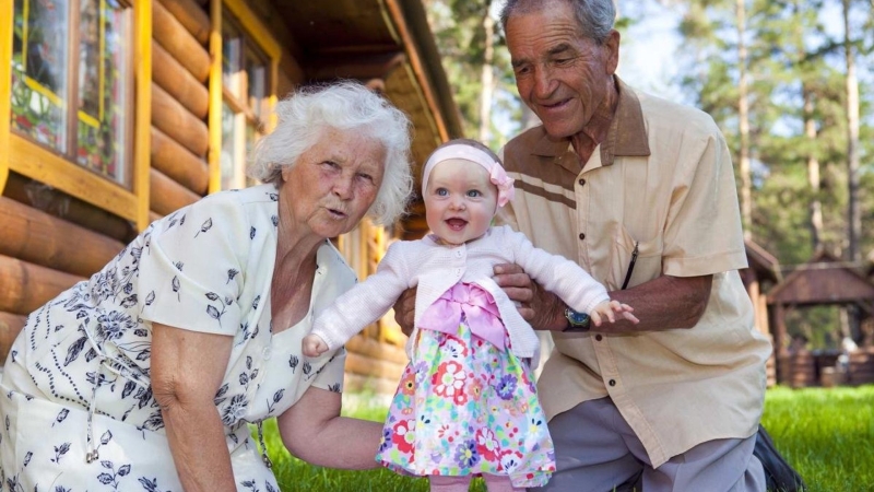 Чувашские власти решили «отменить» бабушек с дедушками и спровоцировали скандал