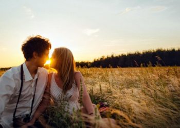 Жительница Омской области переспала с одноклассником сына и получила срок