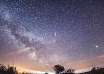 Звездопад Лириды и возвращение метеорных потоков в апреле