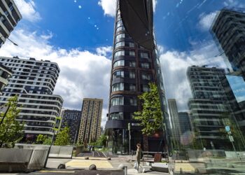 Встать в стройку: почему крупнейшие девелоперы выходят на IPO