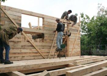 Эксперт рассказал о схемах мошенничества во время ремонтных работ на даче