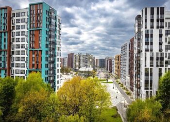 Не ипотекой единой: теоретики и практики рынка обсудили доступность жилья