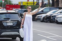 Образ Анджелины Джоли на прогулке назвали «белой скатертью» в сети