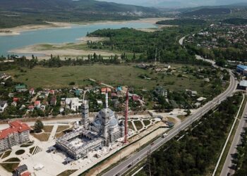 В строительство жилых объектов в Крыму инвестируют около 45 млрд рублей