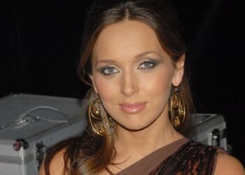 Алсу из-за развода лишилась подруг